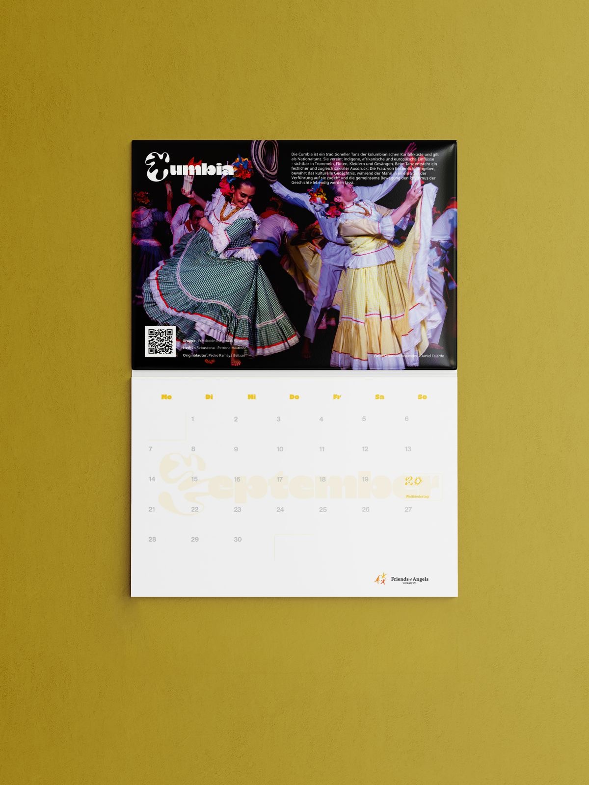 Tänzer in traditionellen Kostümen